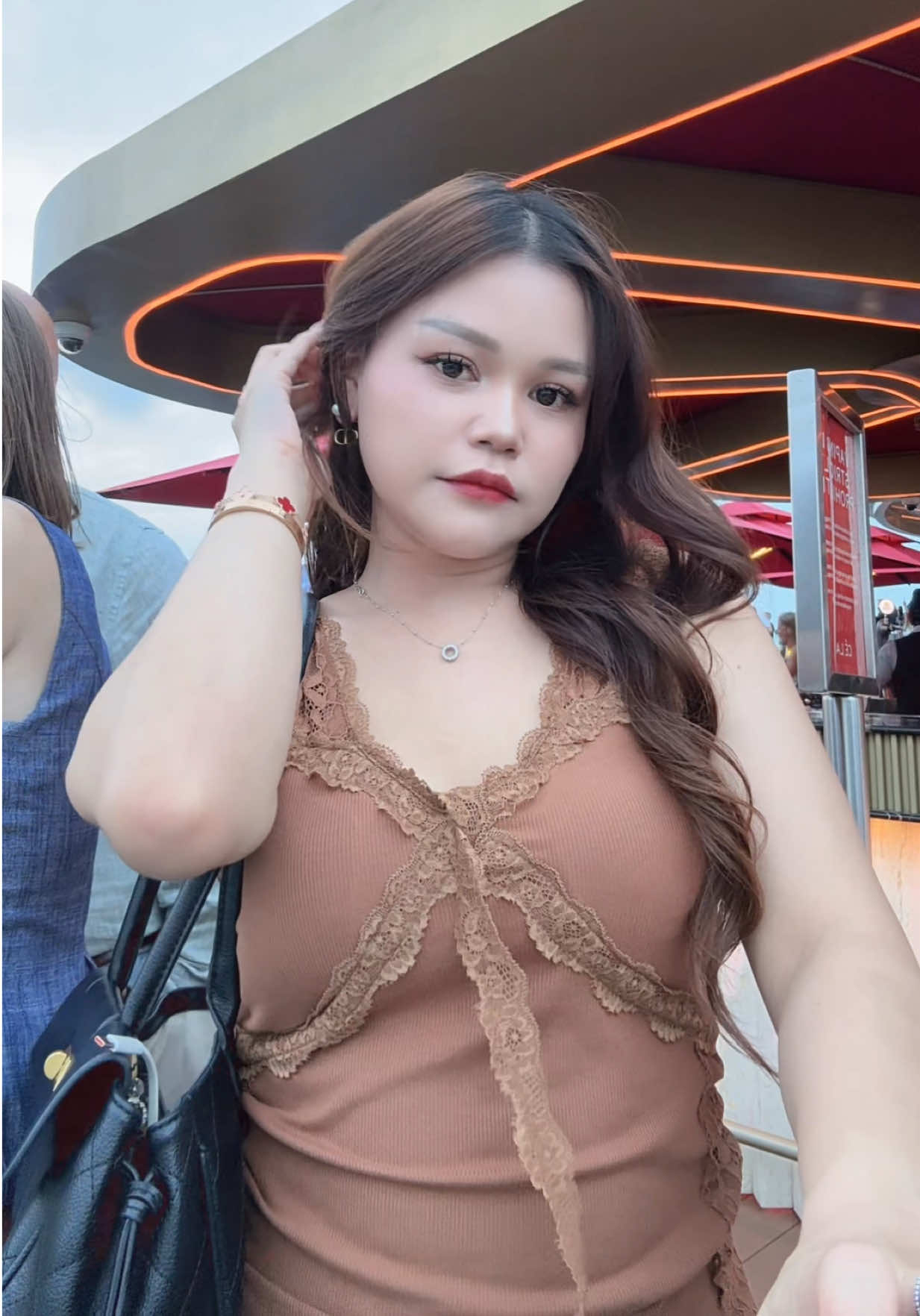 @Devi.space
