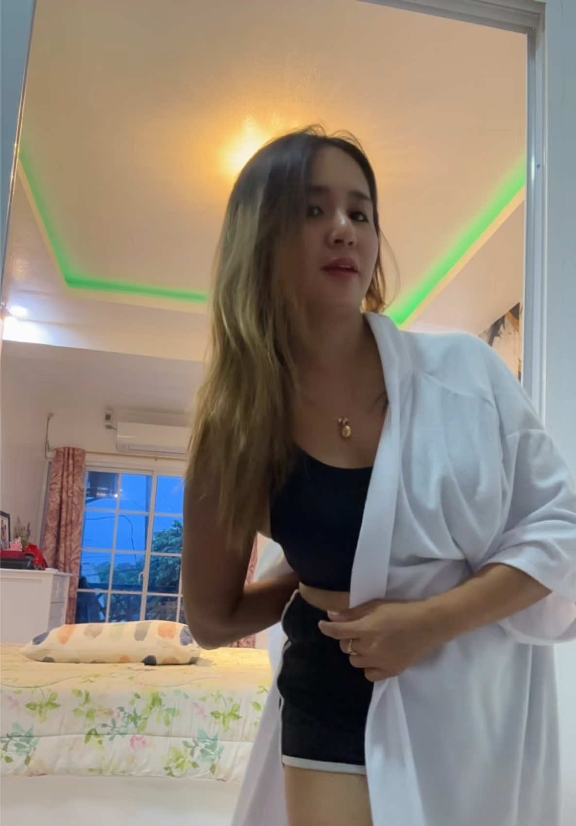 @Edna_deluna
