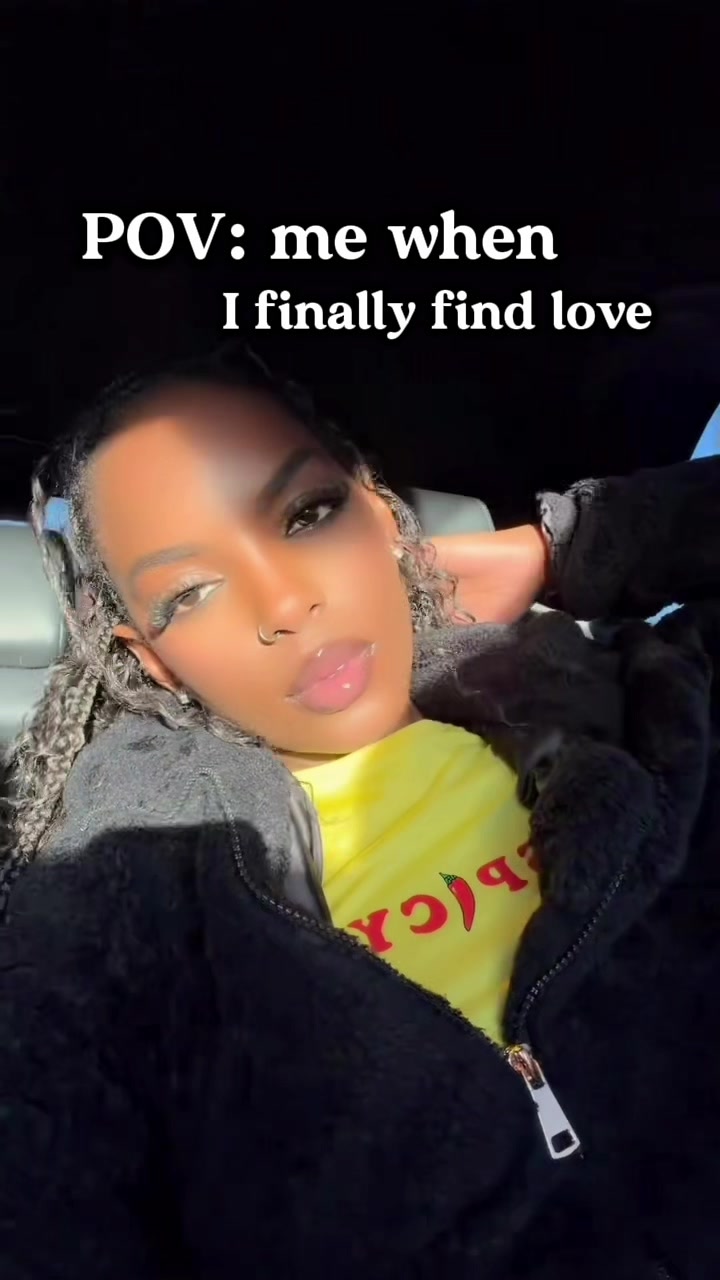 @Sexy Carolina😋🇺🇬🇷🇼