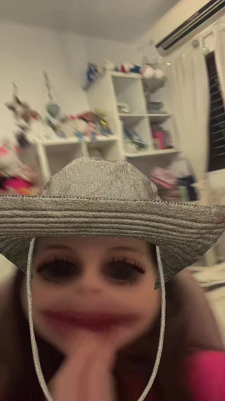 @עמוד רנדומלייייי🤭✨ ליה💸