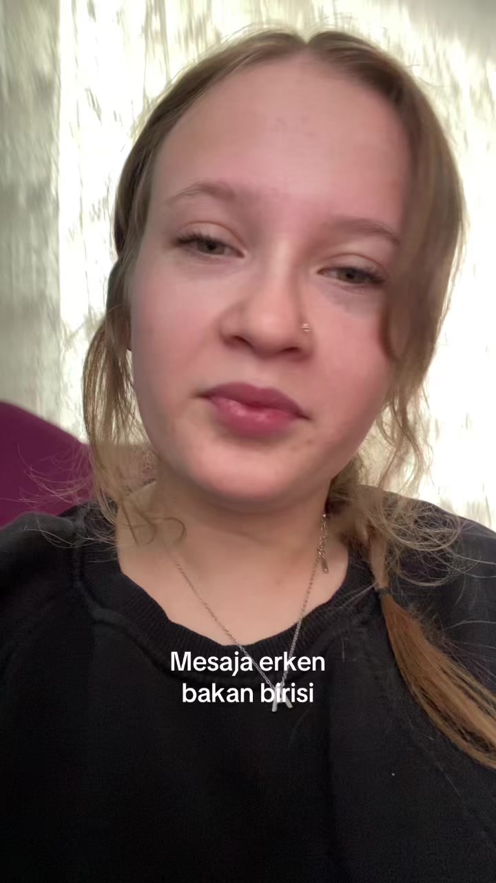 @sarııkolaa