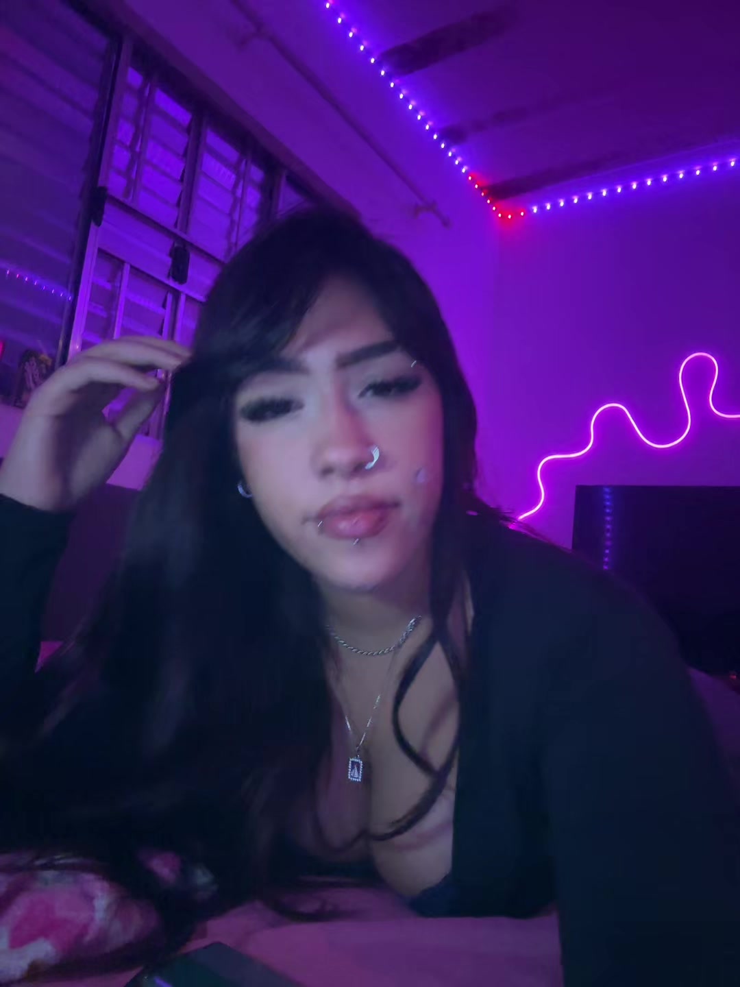 @𝑳ꨄ