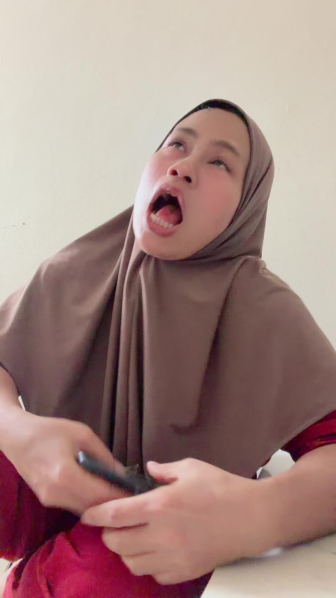 @lily