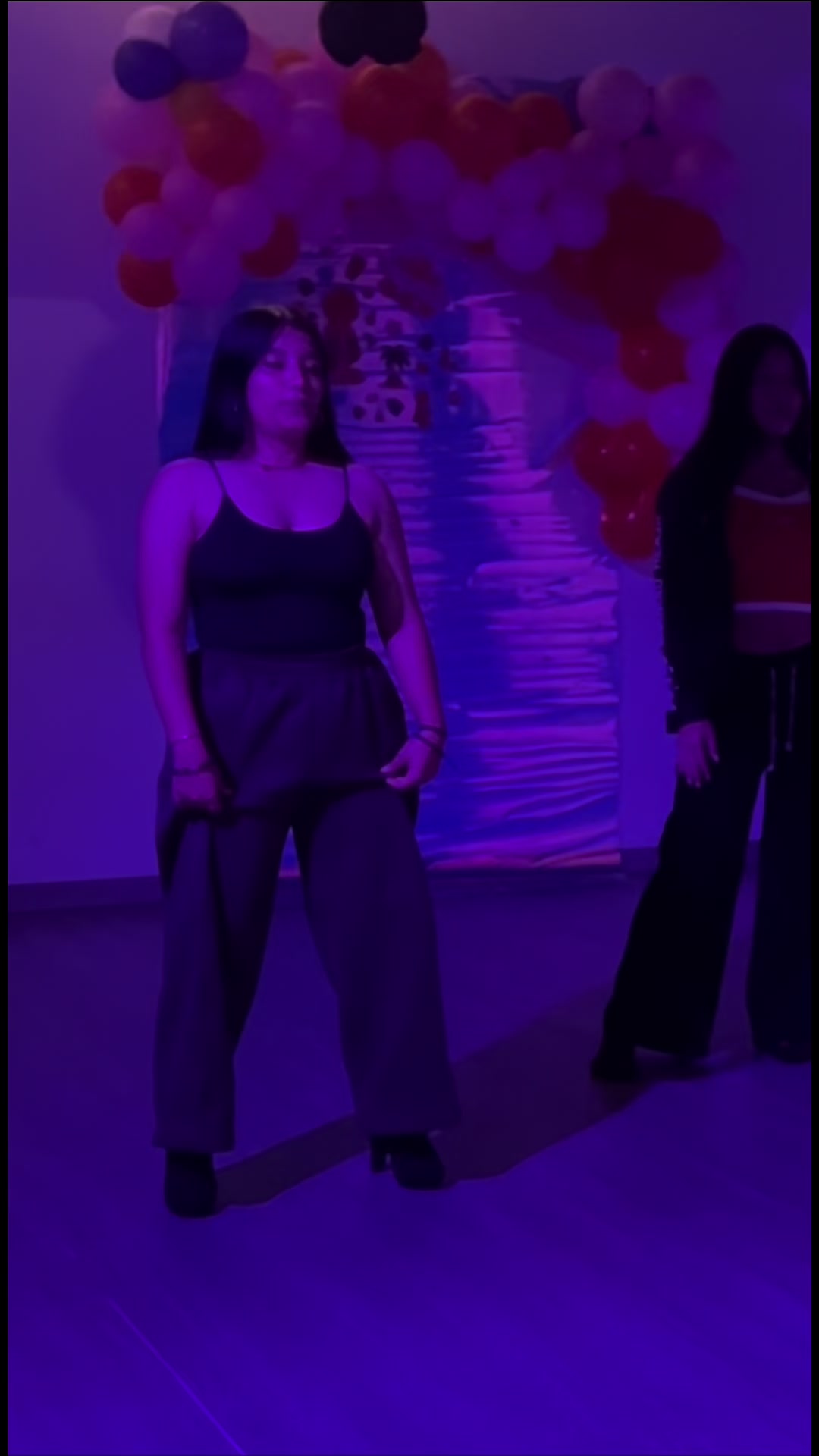 @🦚
