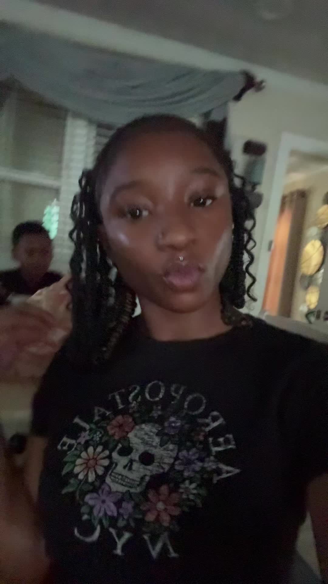 @iilovettwilightt