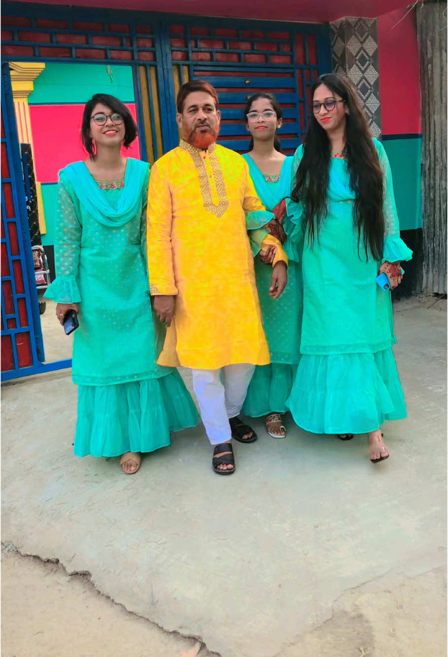 @স্বর্নালী সাথী