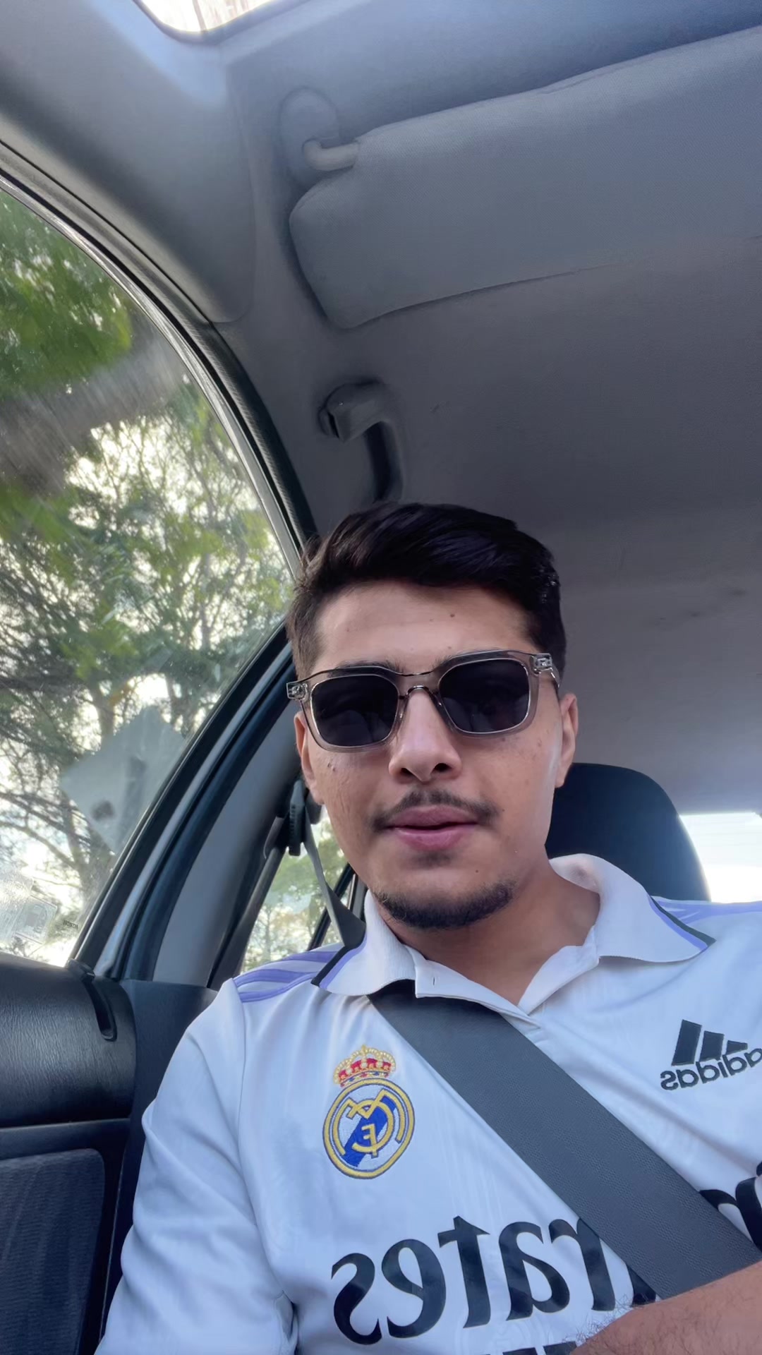 @Pranisshhh