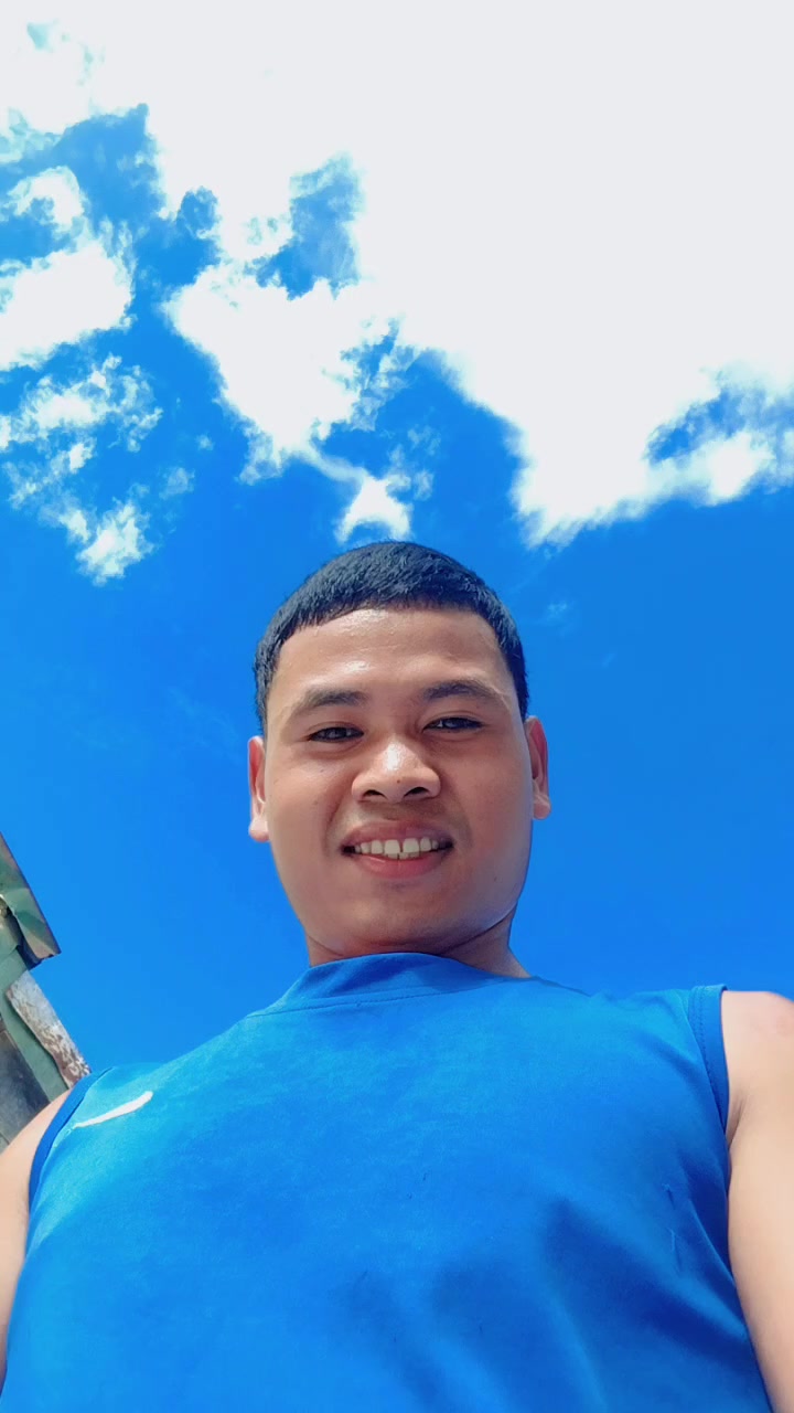 @☺️ kuya J🤗