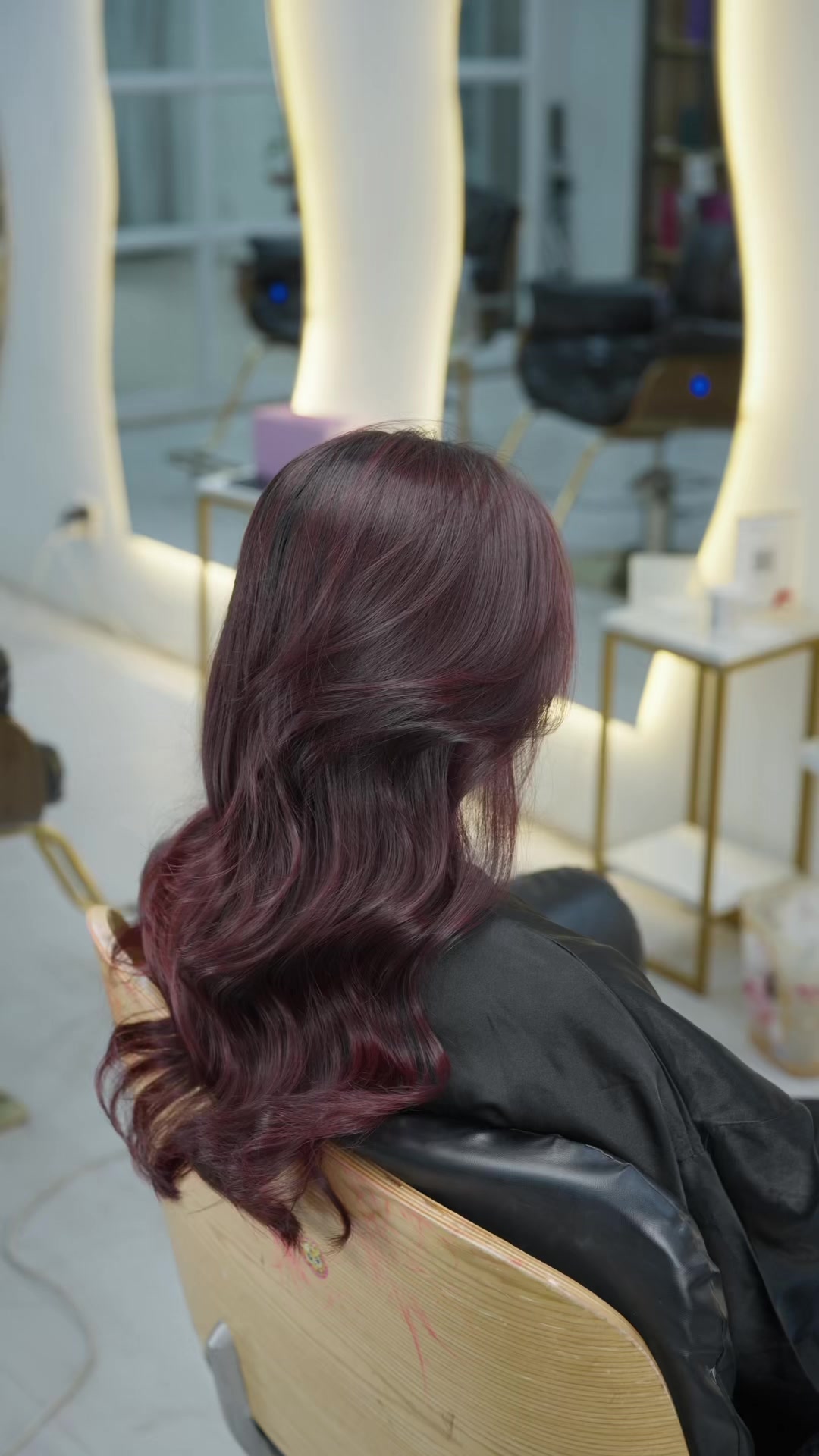 @Por Por Salon