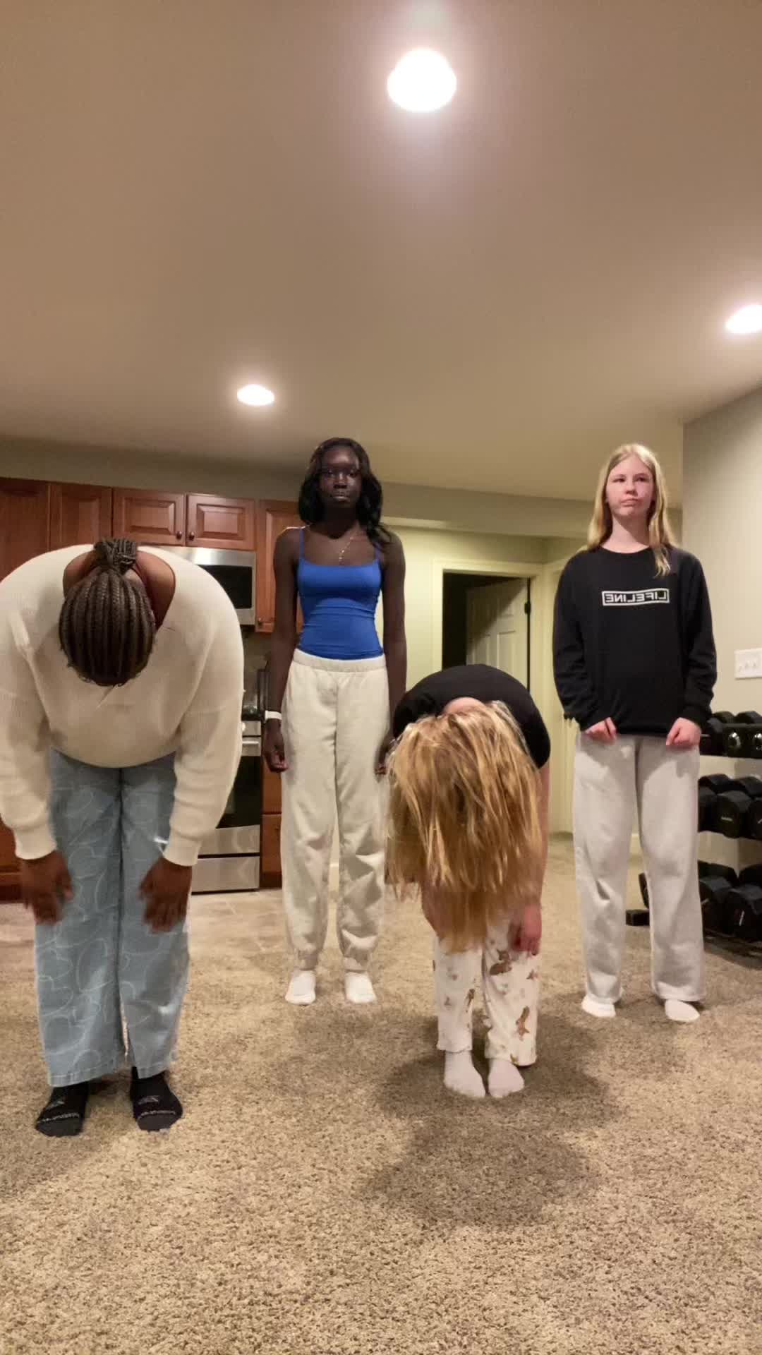 @𝑨𝒄𝒉𝒐𝒍 ۶ৎ