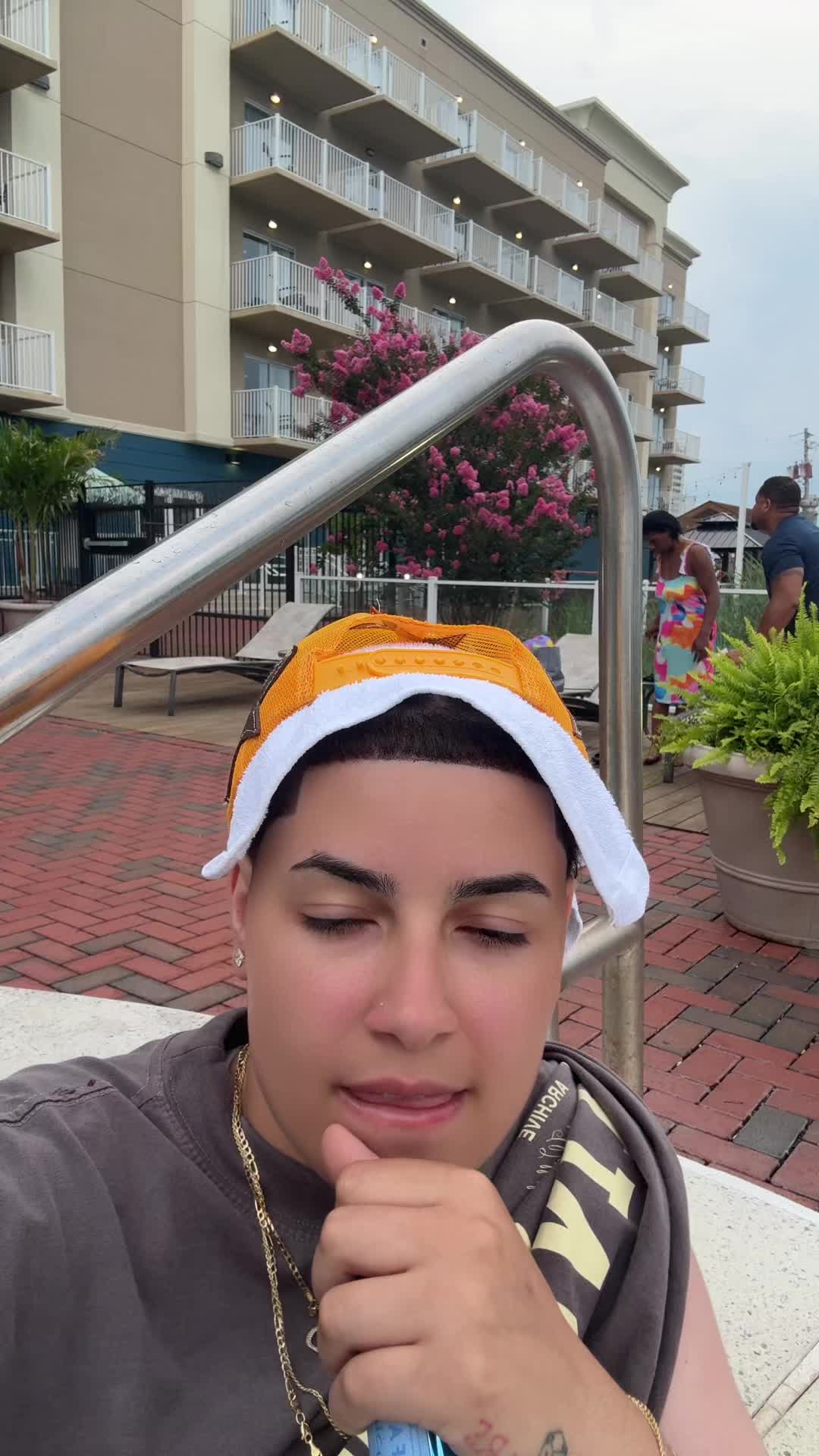 @Dee 🚀