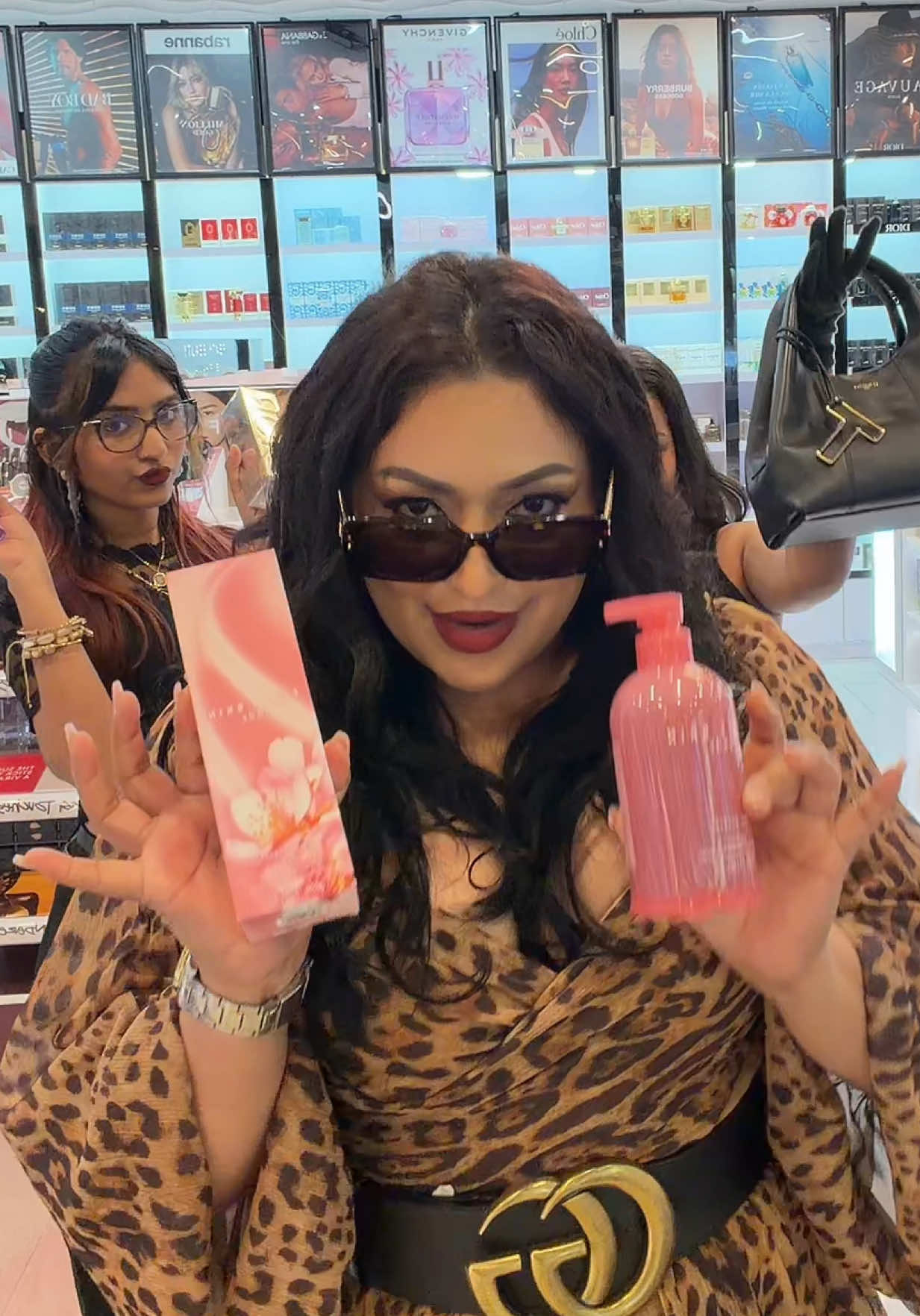 @Susan SAKS