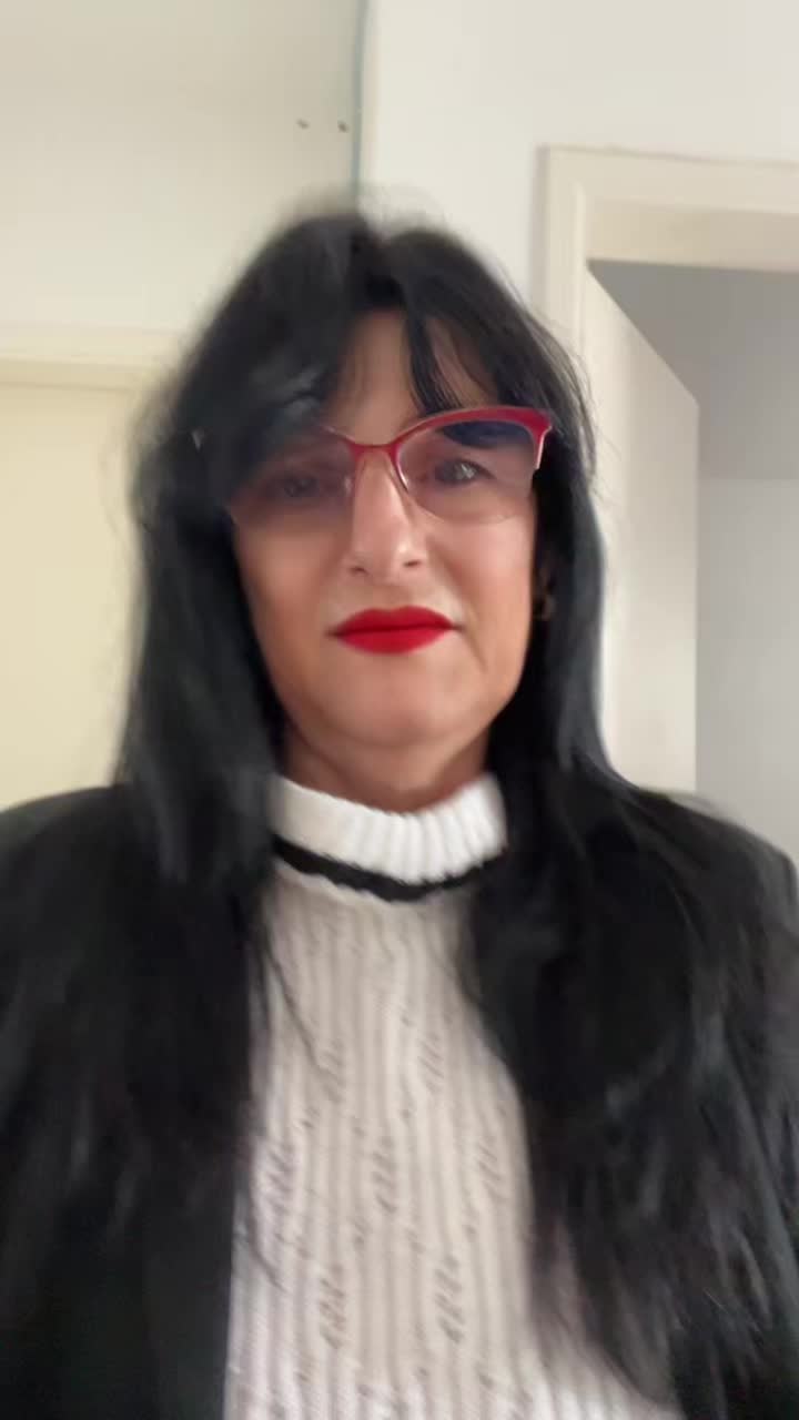 @Édina a bonitona do Tiktok💃