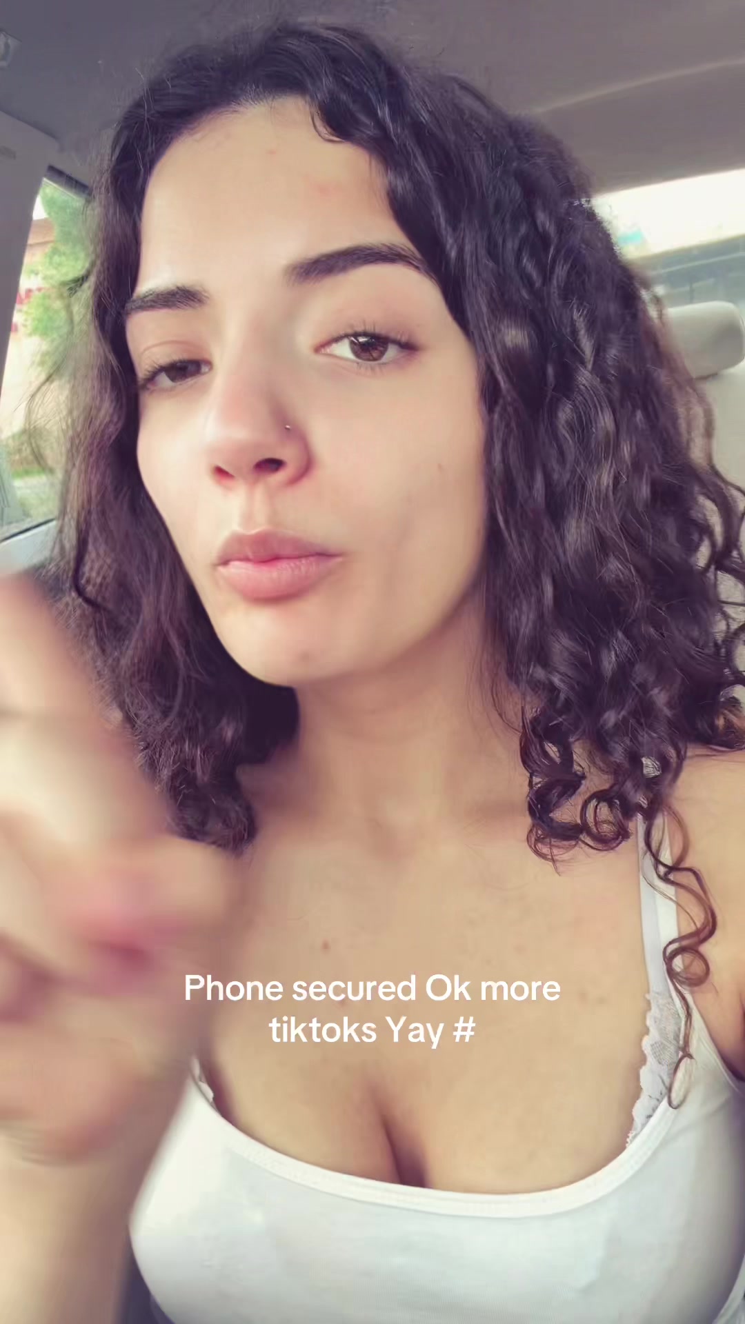 @kyra
