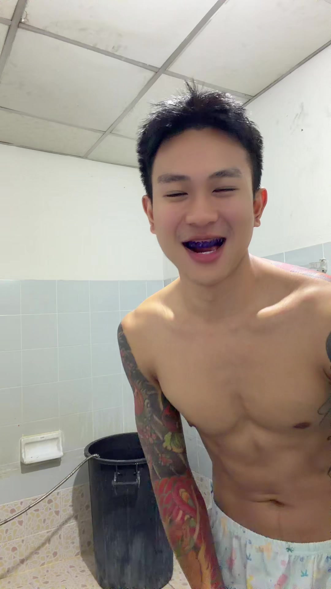 @Jo_anucha