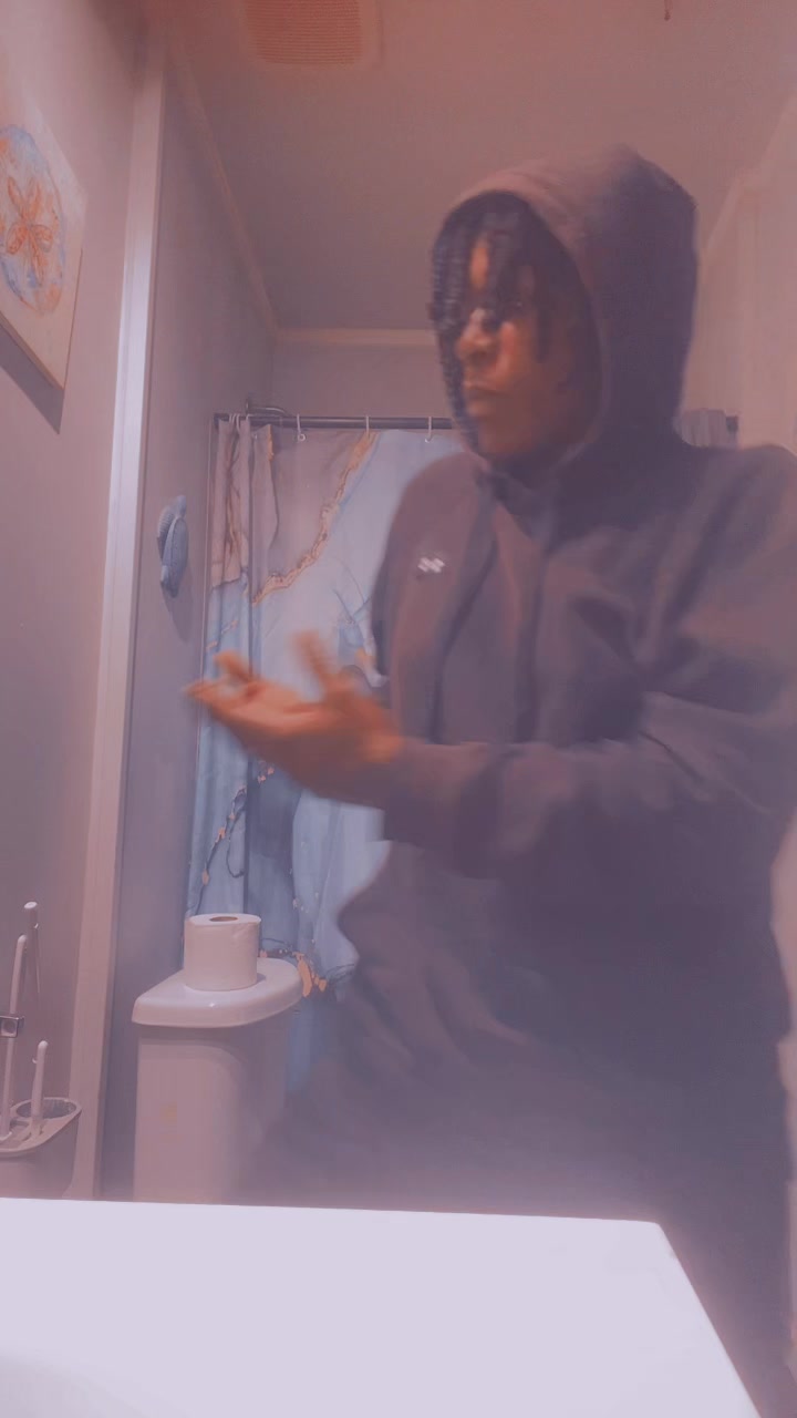 @STUDTINGZ🙃
