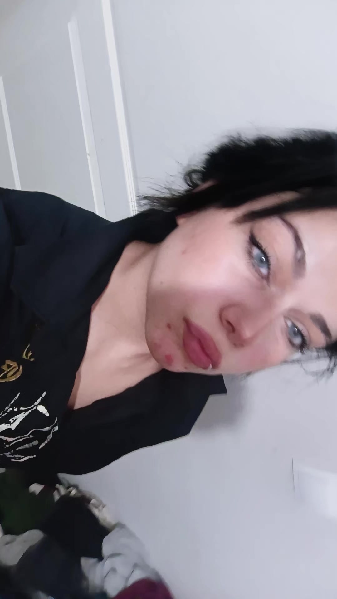@OtistikLaraa