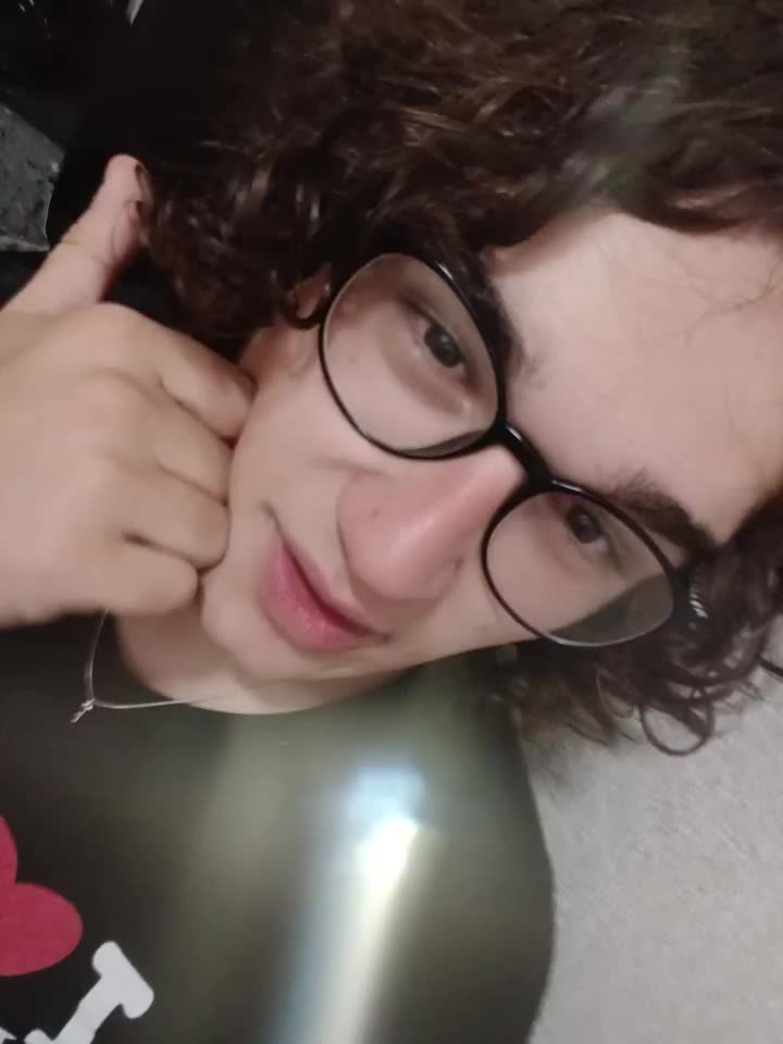 @𝓔𝓵𝓵𝔂❄️