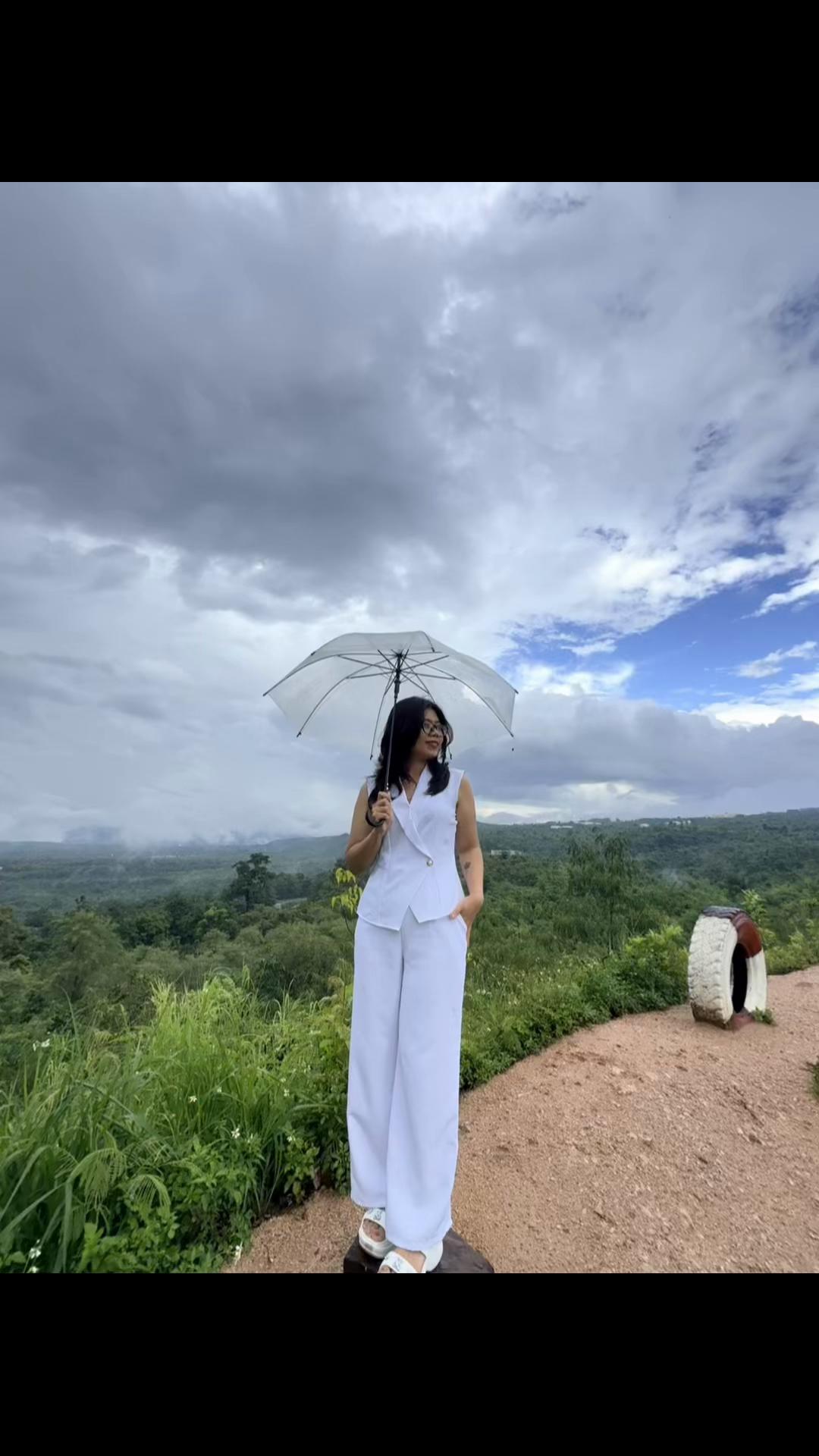 @Thi Thi Naing@Crystalthi