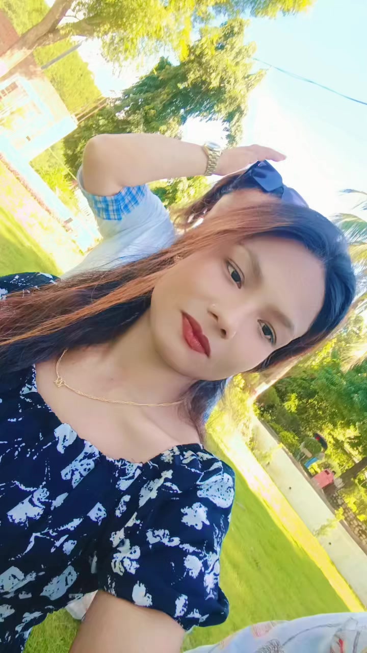 @Raधि ka🕊️