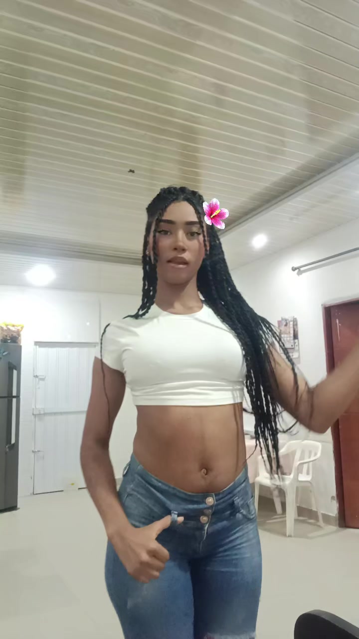 @Ela🌸