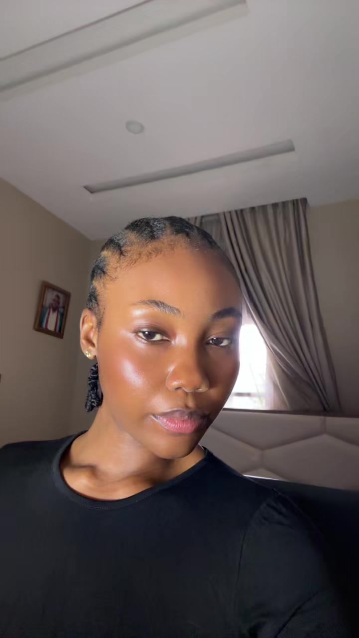 @Prettygurldeedi