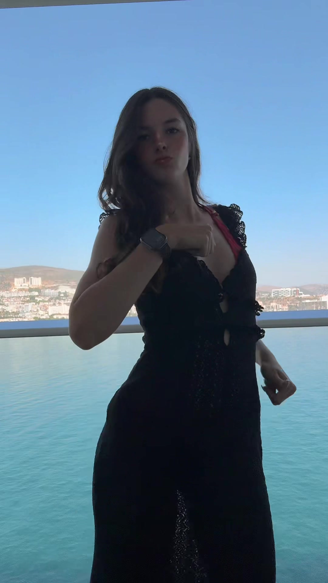 @EllaBloom