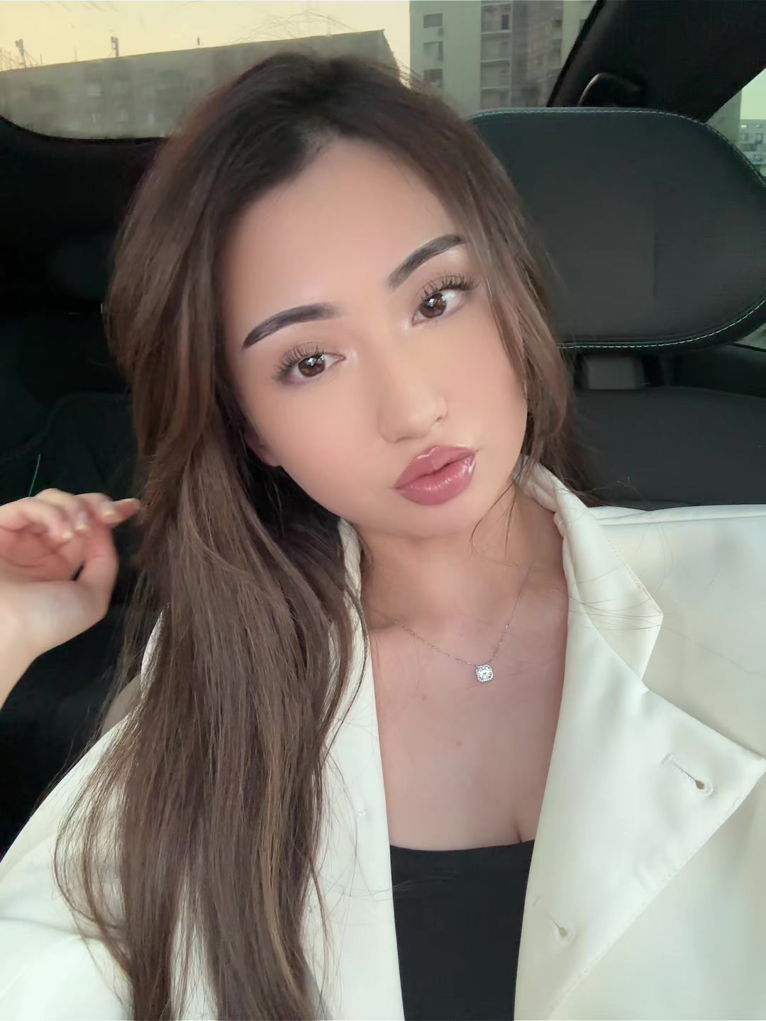 @Lunara