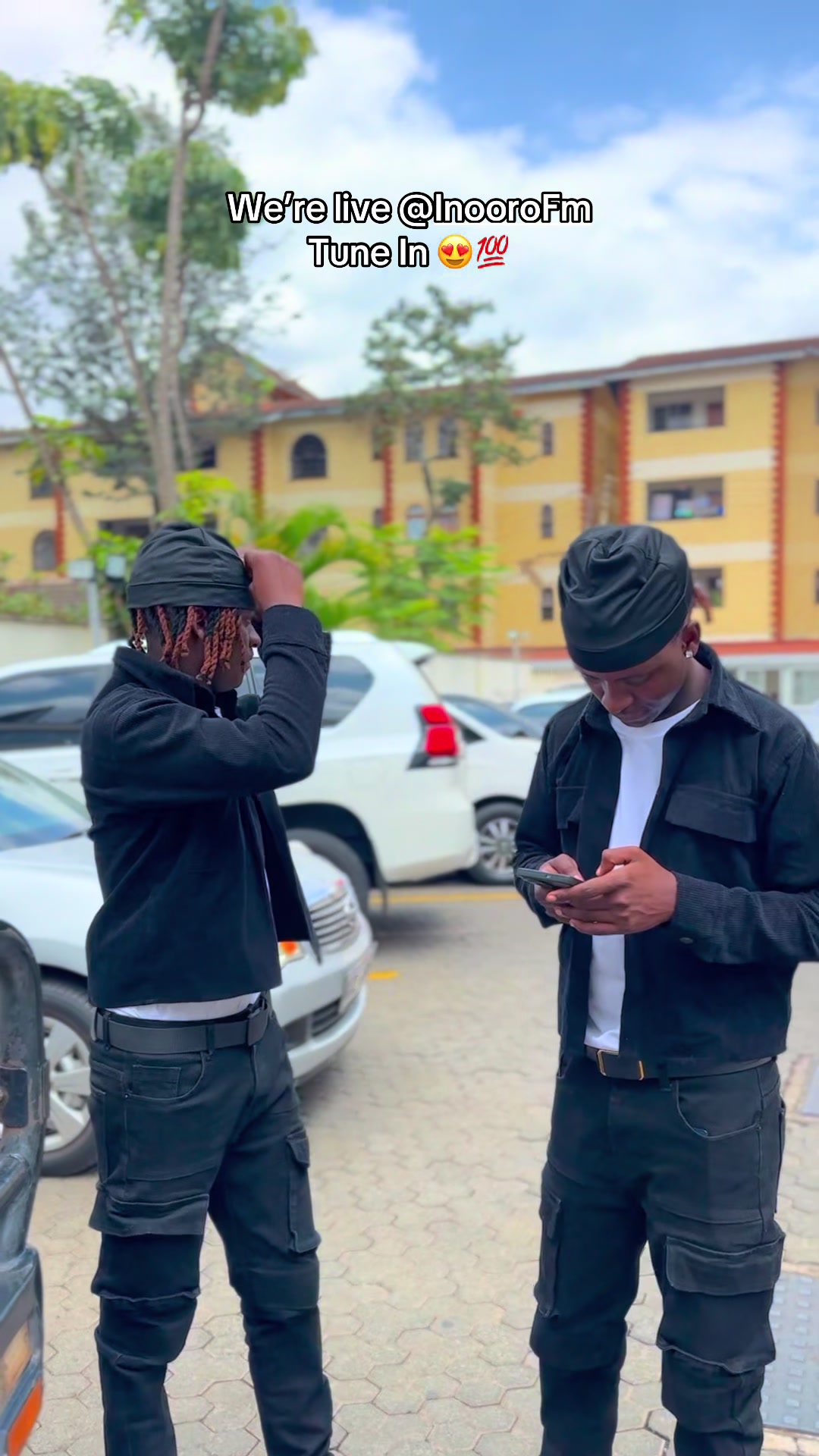 @Twinstars Africana🇰🇪