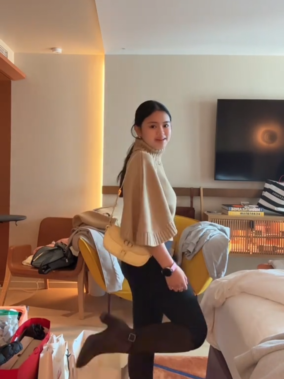 @KekasihBayangan