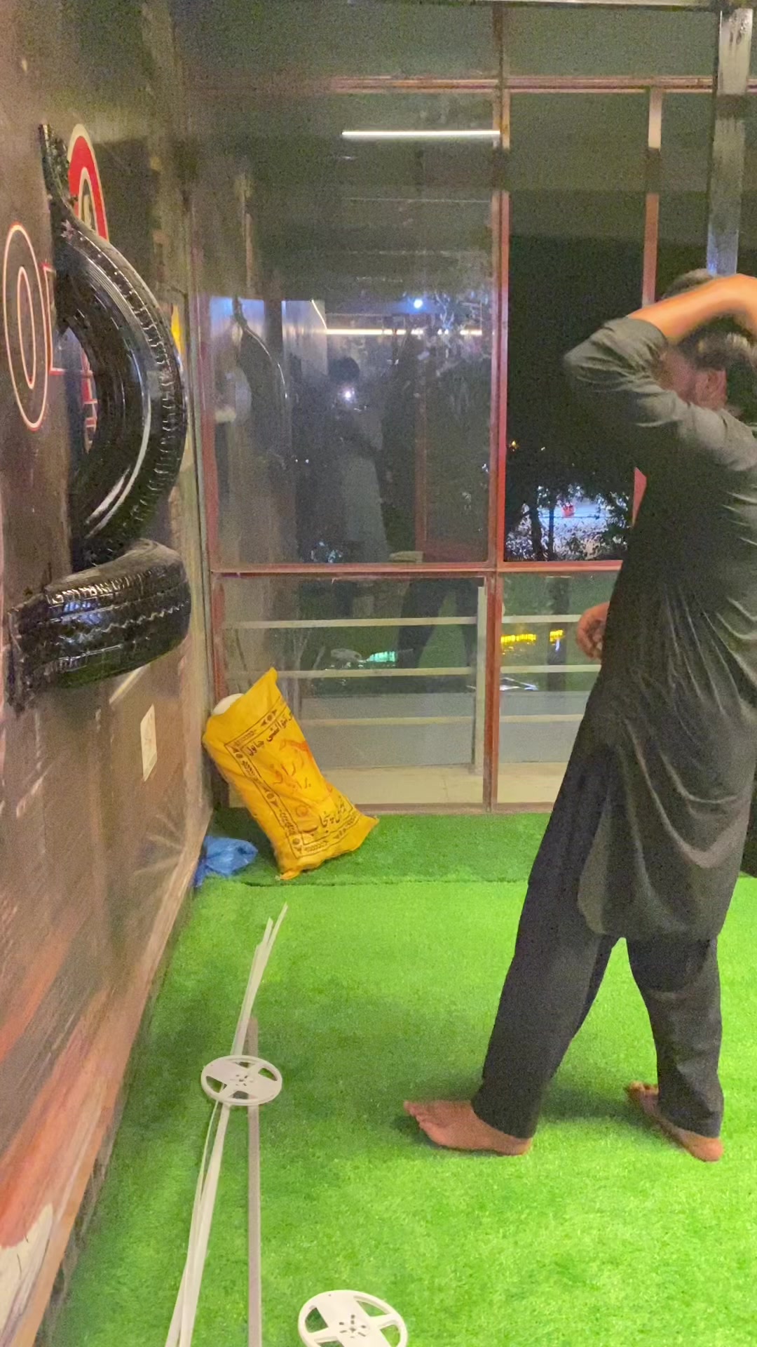 @معظم سلطان بٹ 💫