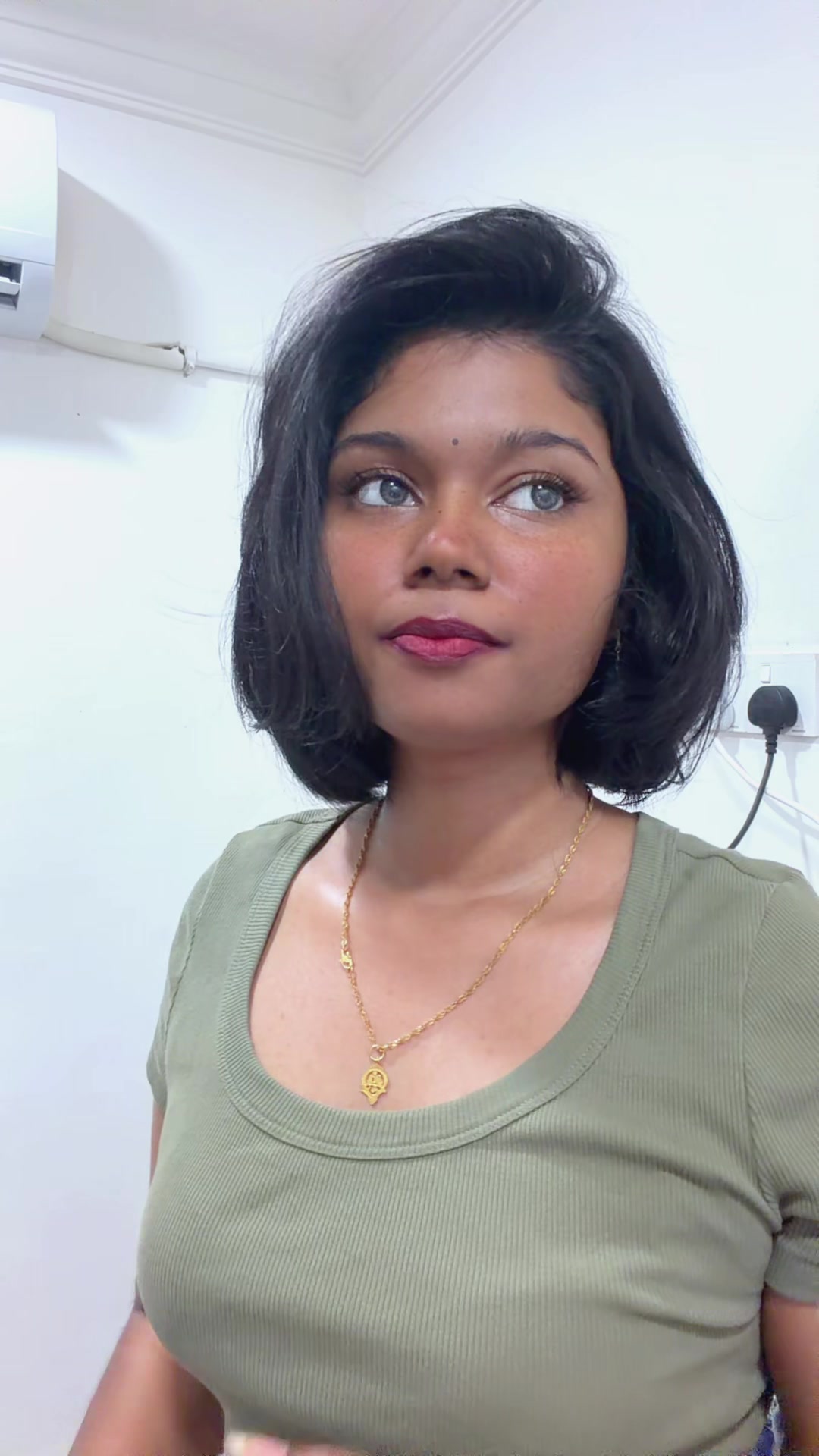 @KRITIKA_RATHNA KUMAR🦋
