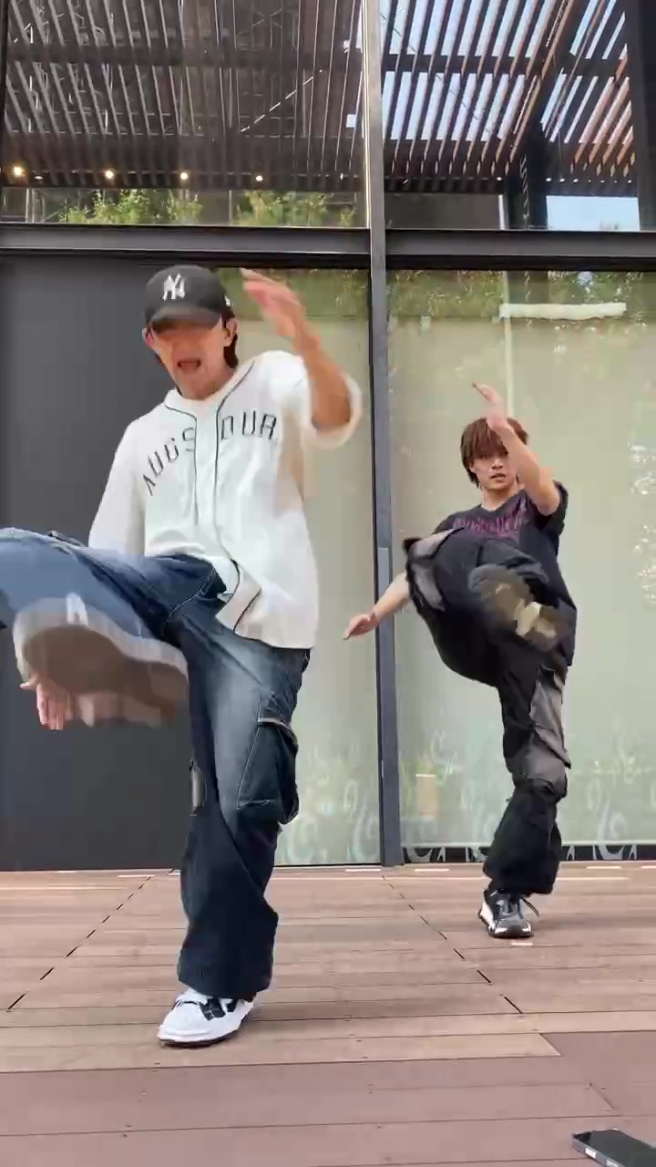 @【公式】BurnesStyle