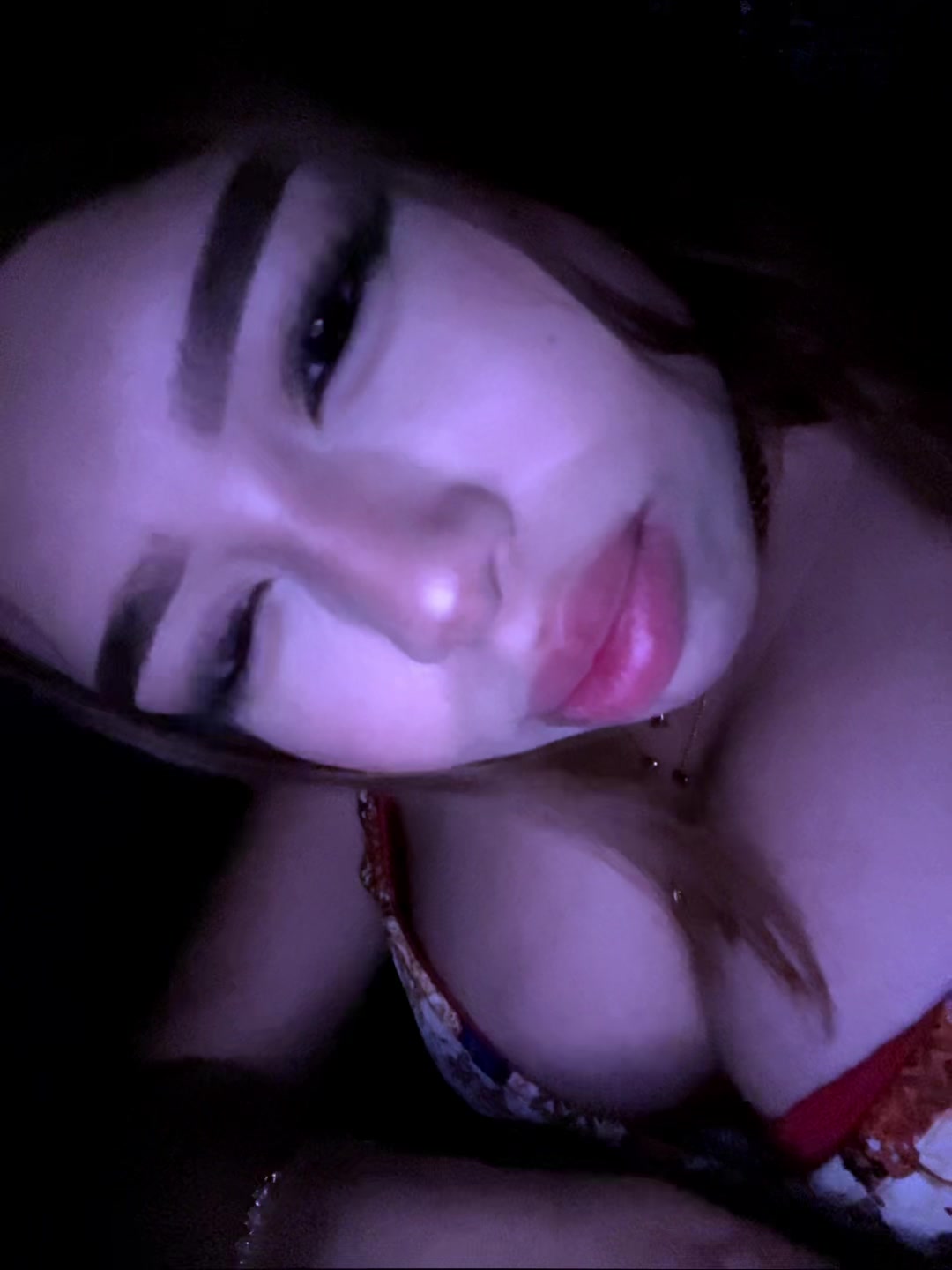 @???