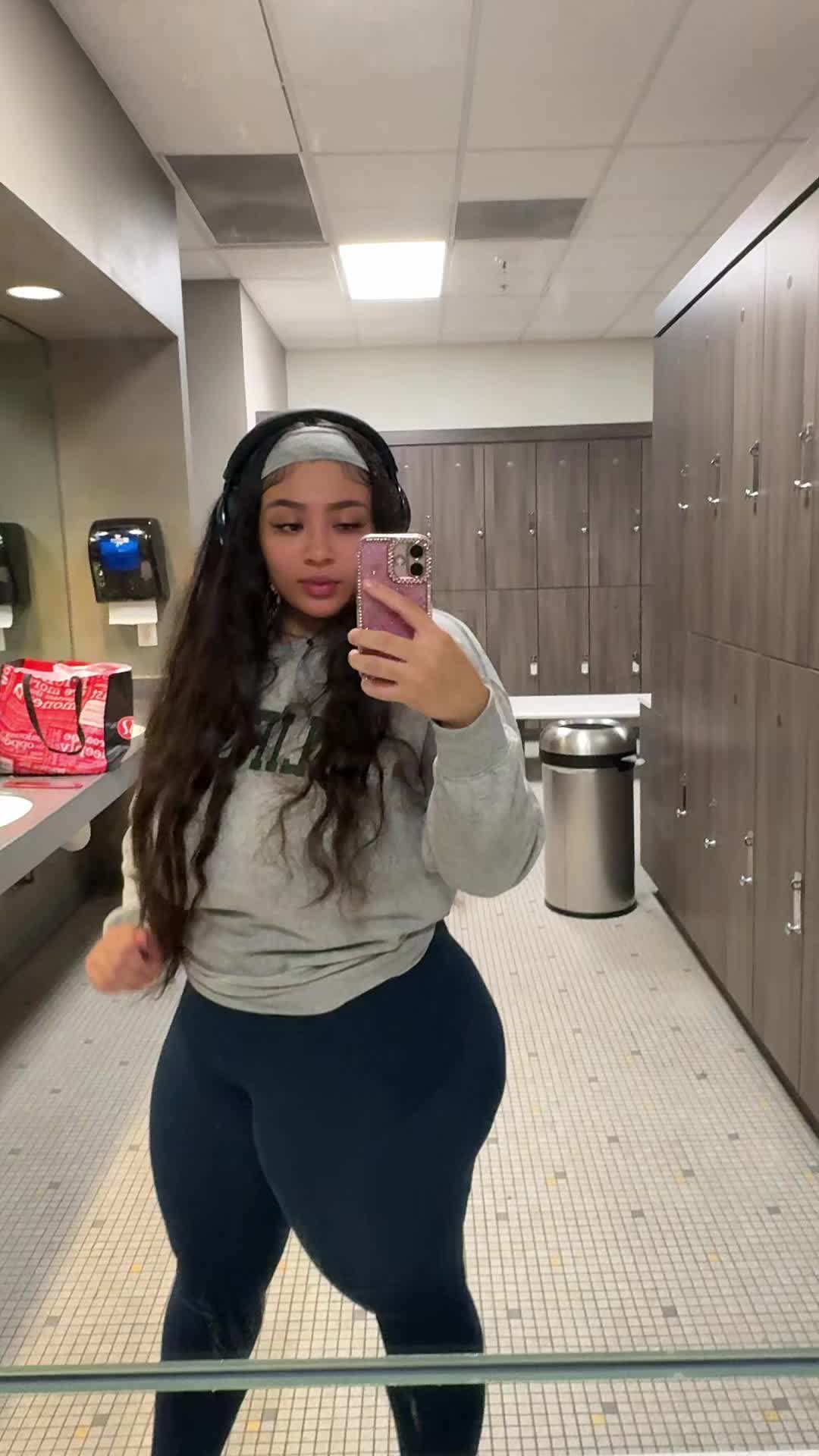 @B👸🏽