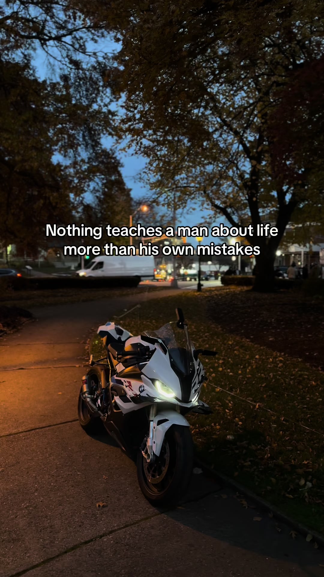 @Daniel🤍🏎️