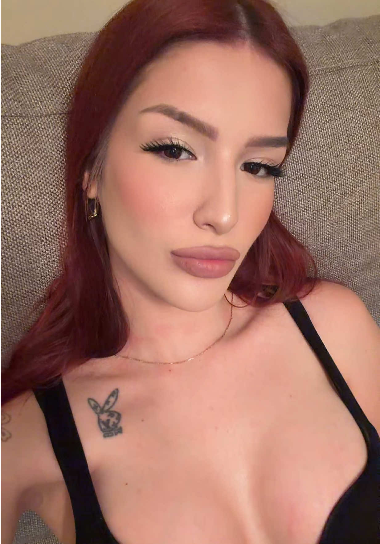 @theyurina