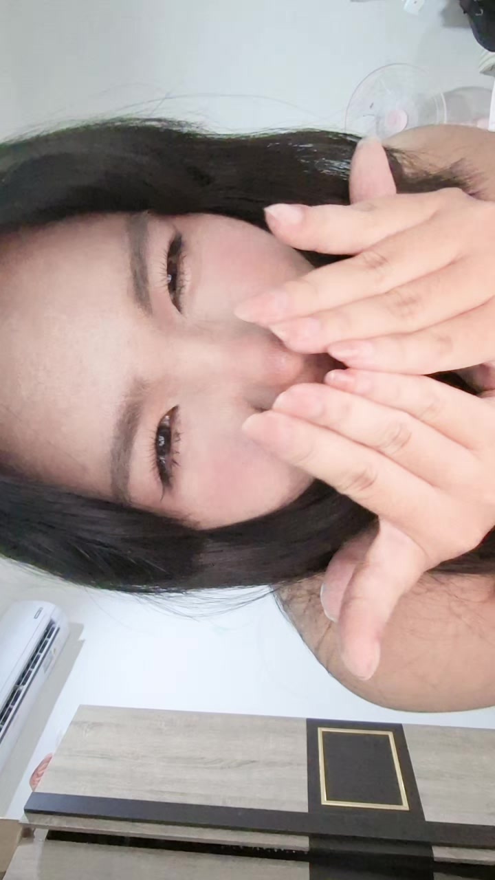 @leedarin