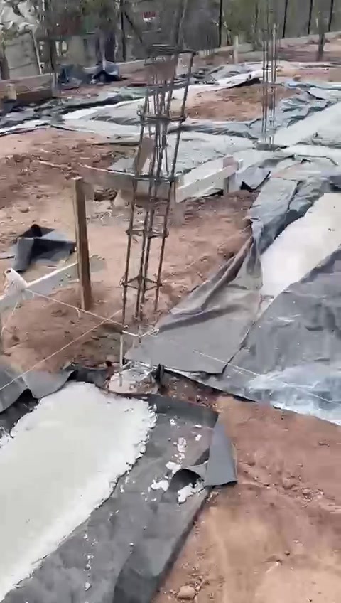 @Marielos