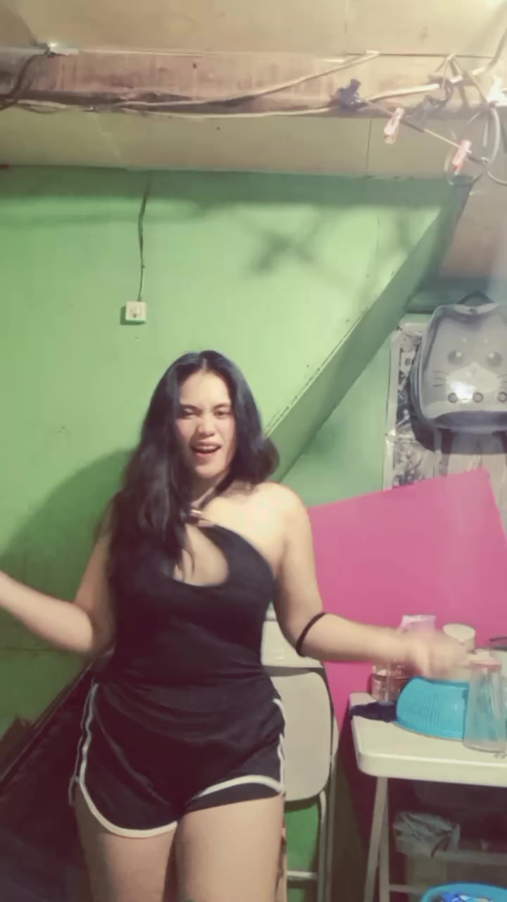@AlianaDelaCruz