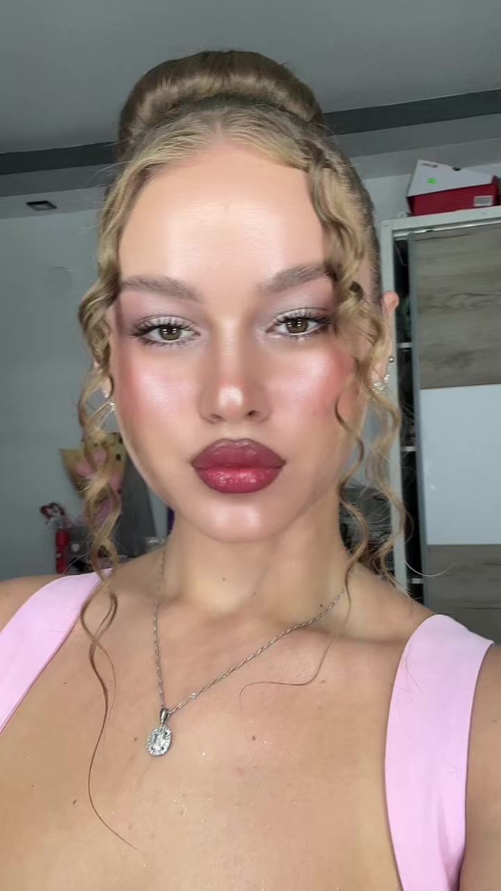 @Katarina👱🏻♀️