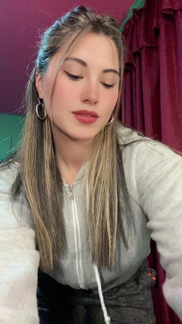 @Anabellaa
