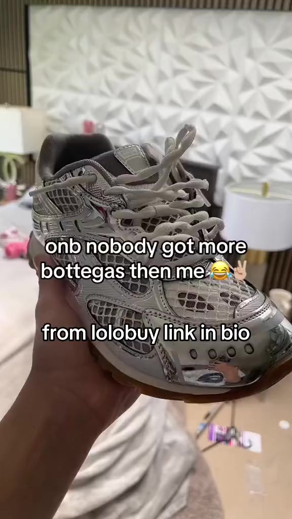 @drenchedindesigner