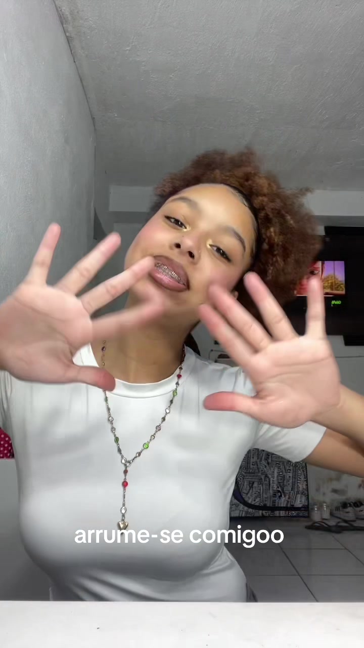 @neguinha linda.👾