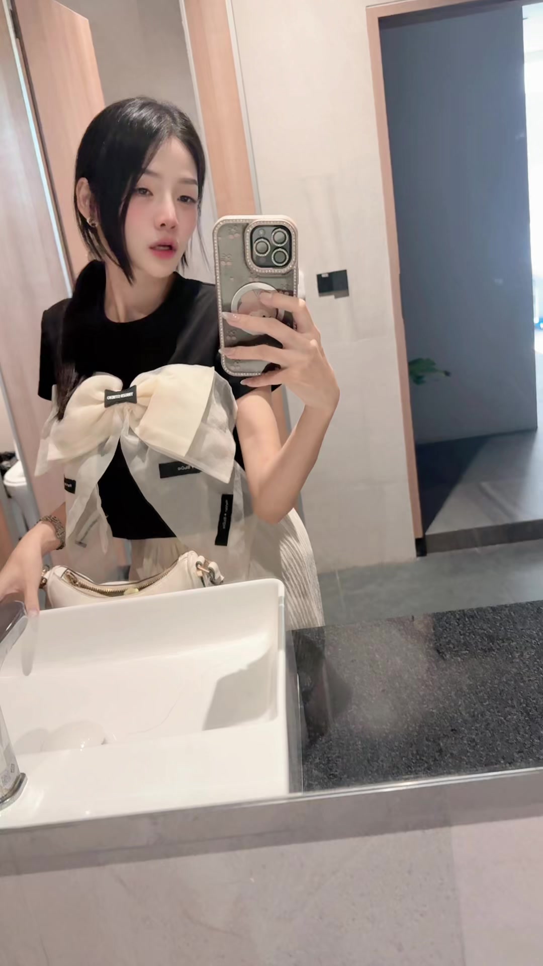 @Icezii