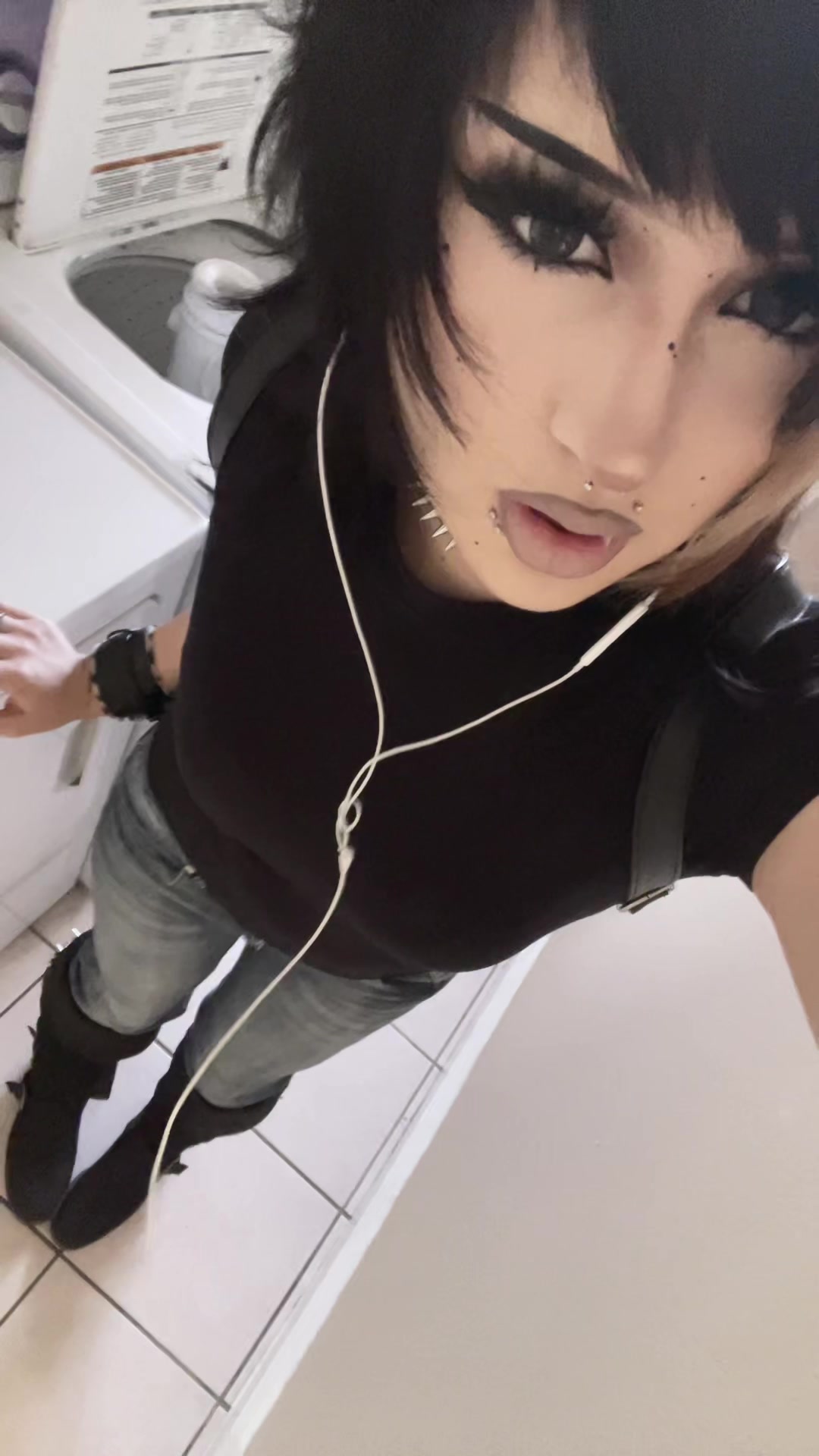 @(ﾒ﹏ﾒ)
