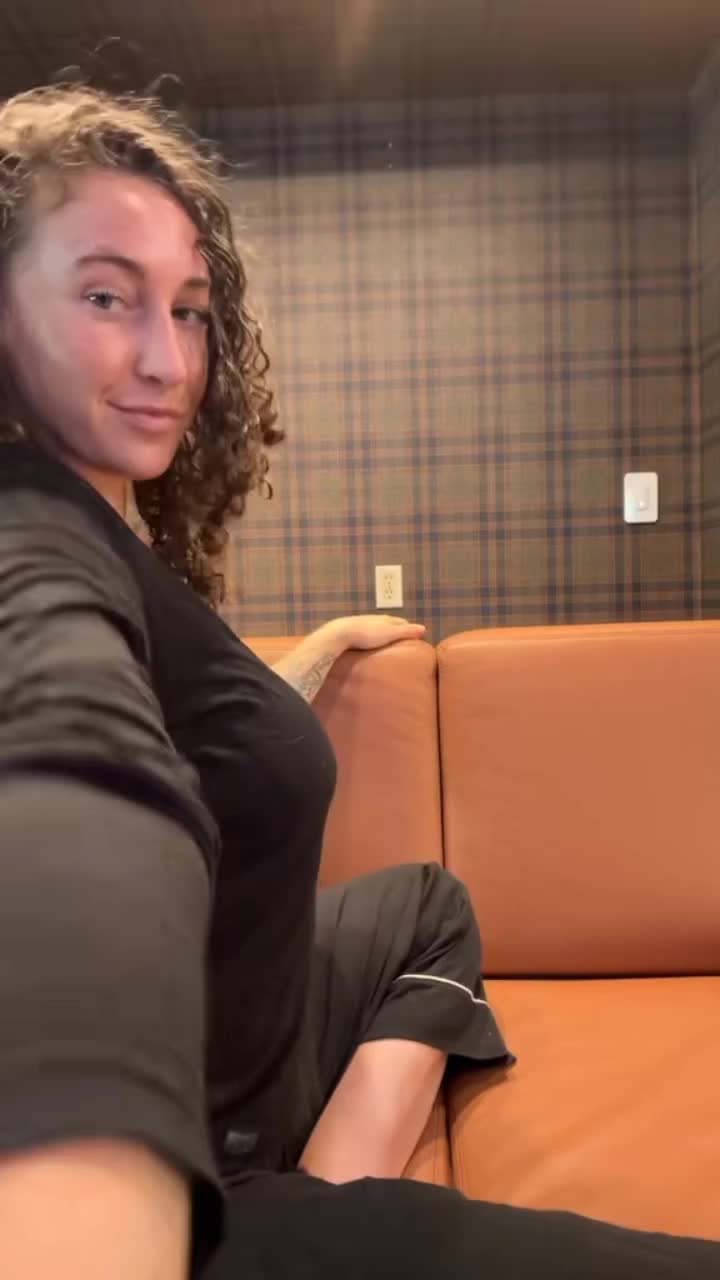 @karlyetaylor