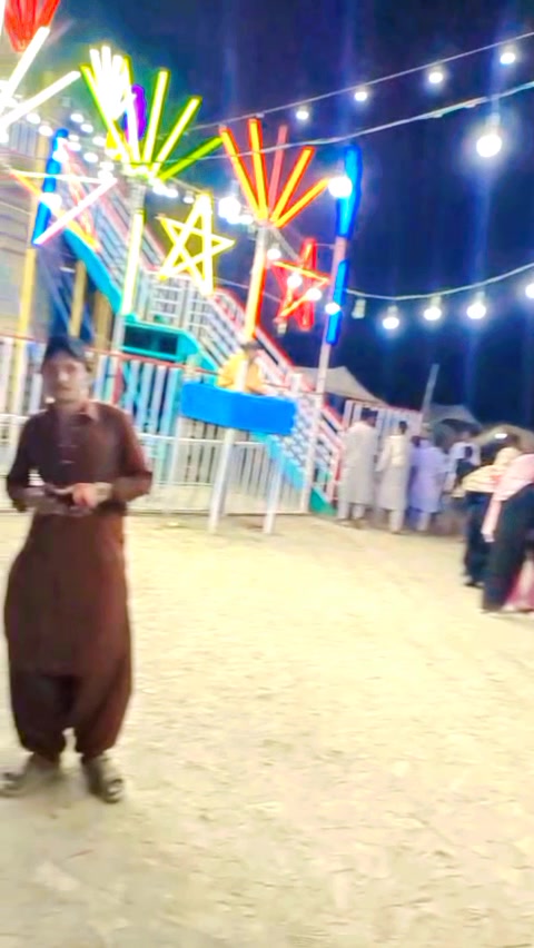 @Nisaer Khan