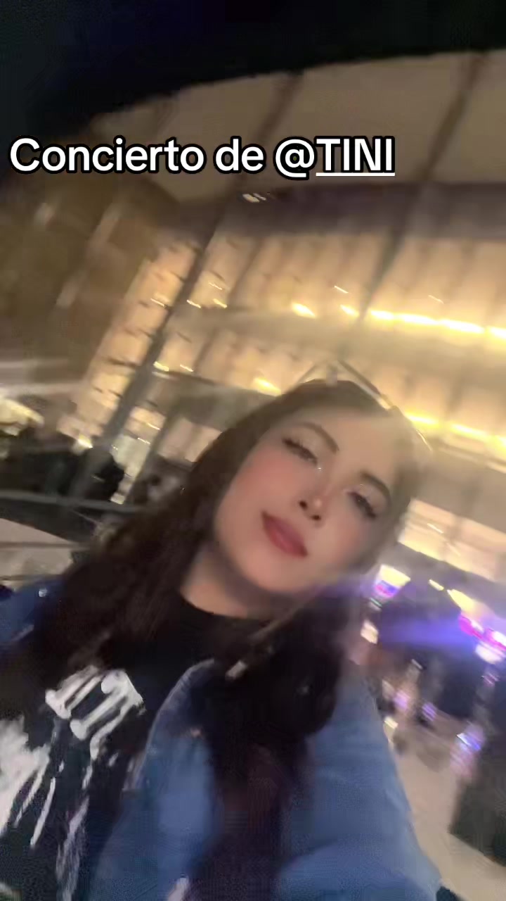 @Moon🌙 Liz