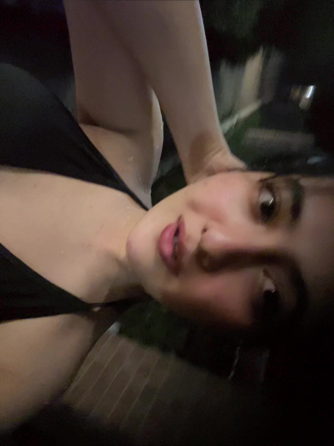 @Sam👻